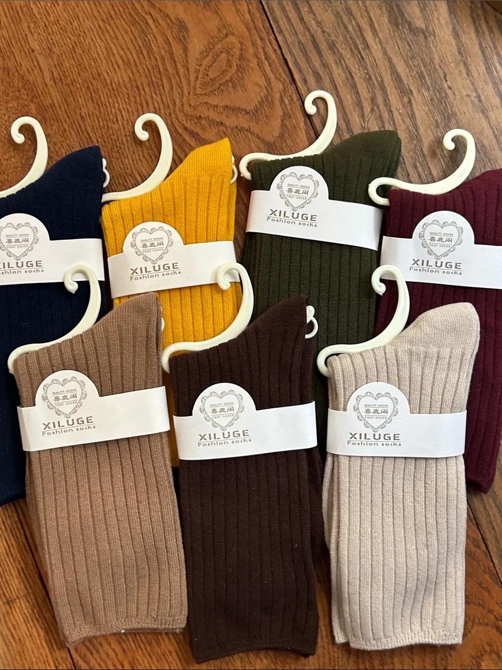 Lucky 🍀 7 Pairs of Women’s Socks 🧦 work or play chose your color! Back to 🏫